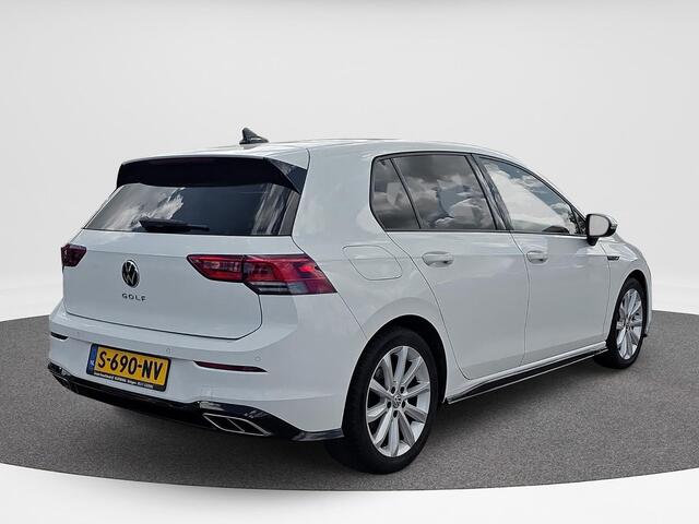 Volkswagen GOLF 1.5 TSI R-Line | ACC | 150Pk | Stoelverwarming |