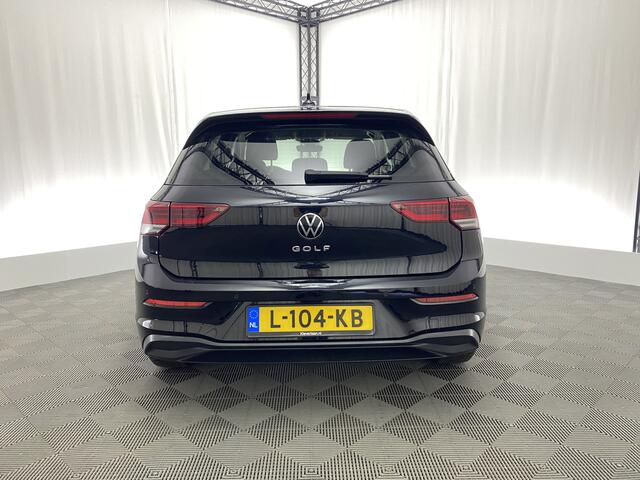 Volkswagen GOLF 1.5 TSI Style | Apple carplay | Virtual cockpit | Navi | Trekhaak | LED | Stoel- en stuurverwarming | Cruise