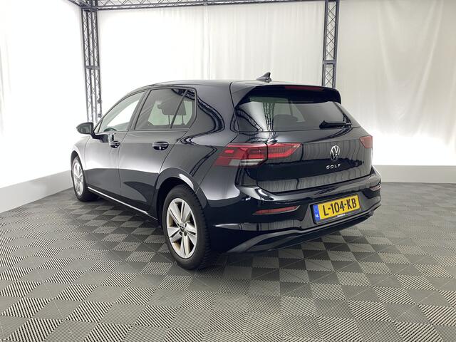 Volkswagen GOLF 1.5 TSI Style | Apple carplay | Virtual cockpit | Navi | Trekhaak | LED | Stoel- en stuurverwarming | Cruise