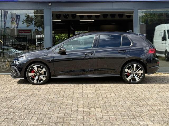 Volkswagen GOLF 1.4 eHybrid GTE Volkswagen Golf 1.4 GTE | goed in opties | IQ verlichting | Adaptive Cruisecontrol |