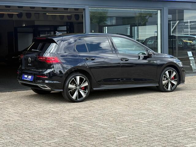 Volkswagen GOLF 1.4 eHybrid GTE Volkswagen Golf 1.4 GTE | goed in opties | IQ verlichting | Adaptive Cruisecontrol |