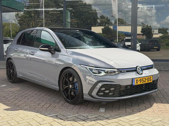 Volkswagen GOLF 1.4 eHybrid GTE NAVI | CRUISE | SPORT VELGEN | STUUR VERWARMING | PARKEERSENSOREN | CLIMA | AIRCO | IQ DRIVE