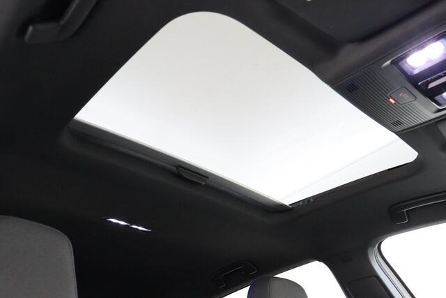 Volkswagen GOLF 1.4 eHYBRID GTE -PANO.DAK|HEAD-UP DISP.|IQ.LIGHT|DODEHOEK|KEYLESS|CAMERA|SOEL/STUURVERW.|18"BAKERSFIELD