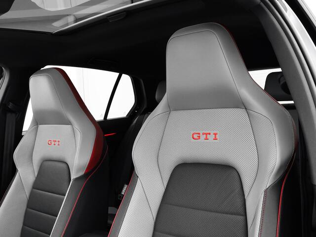 Volkswagen GOLF 2.0 TSI 300pk DSG GTI Clubsport · Panoramadak · Leder Vienna · Camera · Harman & Kardon · Stuur- & Stoelverwarming & Stoelverkoeling · Elek. Stoel + Geheugen · Dodehoeksensoren ·