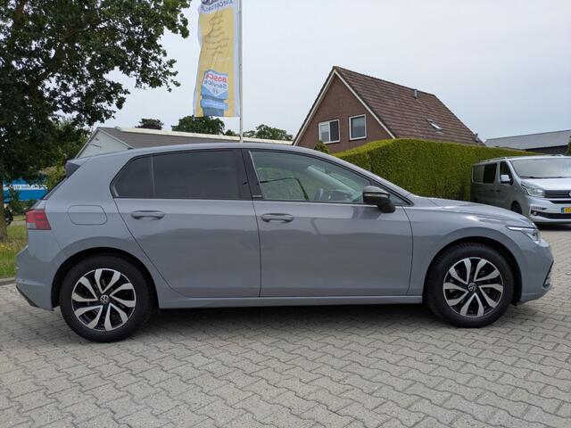 Volkswagen GOLF 1.5 TSI Life Business I Panorama I Camera I Stoel en stuur verw. I Virtual Cockpit I Dealeronderhouden