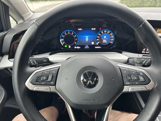 Volkswagen GOLF Variant 1.0 eTSI Life Business Dig Dashbord Clima Cruise Pdc Trekhaak Nap