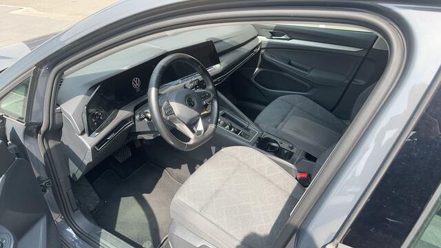 Volkswagen GOLF 1.0 eTSI 110pk Life Business DSG / Keyless / IQ Light / Camera / Trekhaak