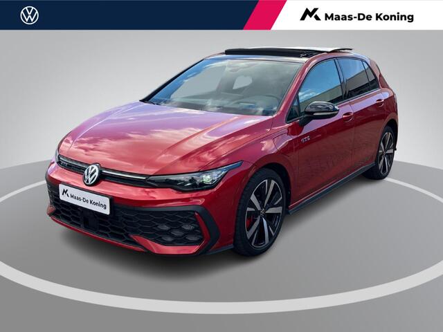 Volkswagen GOLF 1.5eHybrid 200kW/272PK GTE Black Style DSG · Panoramadak · Trekhaak · Leder · Camera · Apple/Android Car Play · Garantie t/m 10-08-2030 of 100000km.