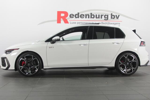 Volkswagen GOLF 2.0 TSI GTI - Pano / Carplay / Dodehoek / Lane assist