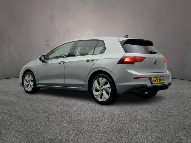 Volkswagen GOLF Life Edition 1.5 TSI 115pk Adaptive cruise control, Achteruitrijcamera, Stoelverwarming, App connect, LED koplampen, Parkeersensoren, Airco, DAB, Radio