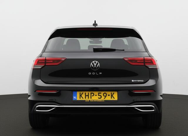 Volkswagen GOLF eHybrid PHEV 204PK DSG STYLE NAVI/CAMERA/CARPLAY SFEER VERL