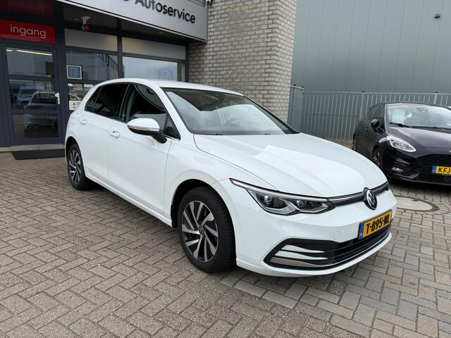 Volkswagen GOLF 1.4 eHybrid Style