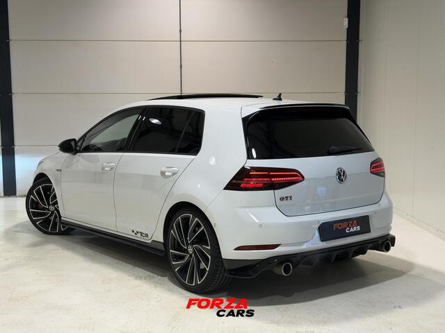 Volkswagen GOLF 2.0 TSI GTI TCR PANO | CAMERA | ACC | KEYLESS