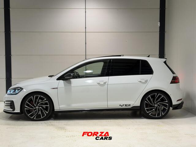 Volkswagen GOLF 2.0 TSI GTI TCR PANO | CAMERA | ACC | KEYLESS