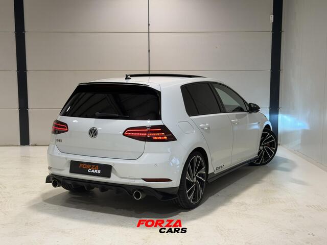 Volkswagen GOLF 2.0 TSI GTI TCR PANO | CAMERA | ACC | KEYLESS