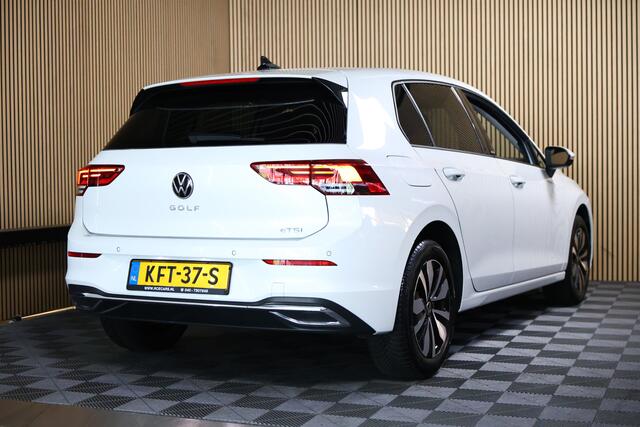 Volkswagen GOLF 1.0 eTSI Life Business AVM DSG CARPLAY NAVI CLIMA STUURVW SFEER CAMERA PDC '24