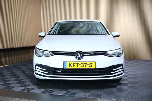 Volkswagen GOLF 1.0 eTSI Life Business AVM DSG CARPLAY NAVI CLIMA STUURVW SFEER CAMERA PDC '24