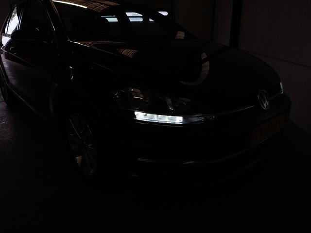 Volkswagen GOLF 1.0 TSI Comfortline ADAPT CRUISE LED ECC