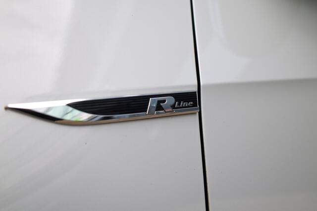 Volkswagen GOLF 1.4 TSI Highline | NAP | PANO | R-LINE | ACC | DIGITAL | LED | DEALER ONDH | KEYLESS |