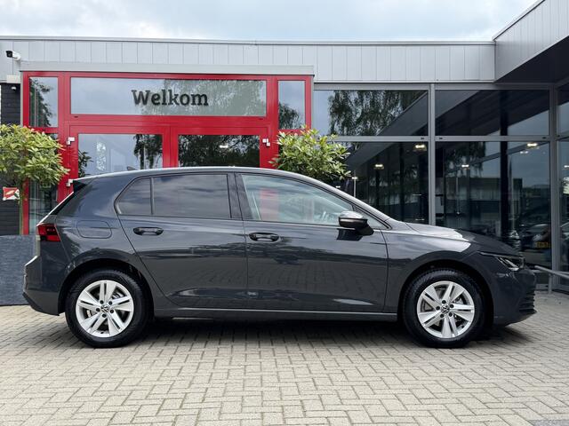 Volkswagen GOLF 1.0 TSI CARPLAY/ RADAR/ LED/ MASSAGE/ PRIVACY GLAS *!*