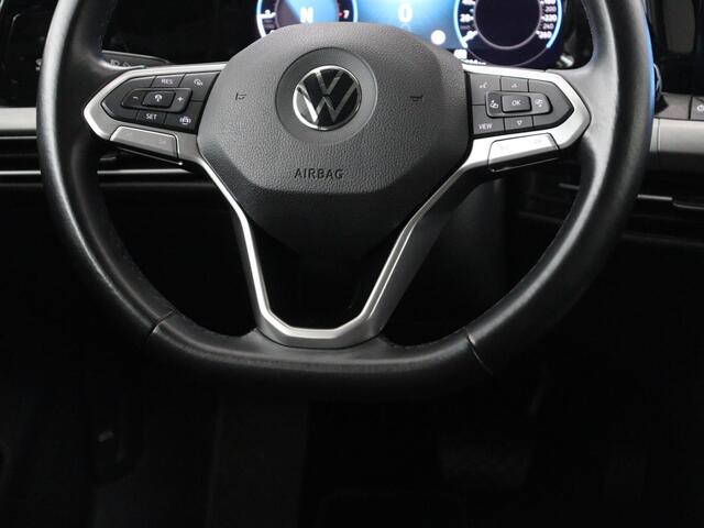 Volkswagen GOLF Variant 1.0 eTSI Life | Automaat | Carplay | Memory seats | Adaptive Cruise | Parkeersensoren | Navigatie | DAB | LM | LED | Climate control