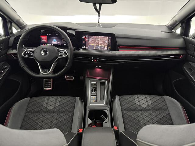 Volkswagen GOLF 1.5 eTSI R-Line | Camera | Virtual | Pano | Sfeer | Carplay | Cruise | Keyless