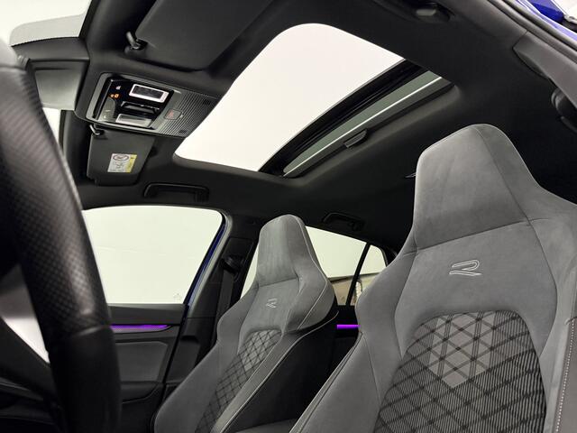 Volkswagen GOLF 1.5 eTSI R-Line | Camera | Virtual | Pano | Sfeer | Carplay | Cruise | Keyless