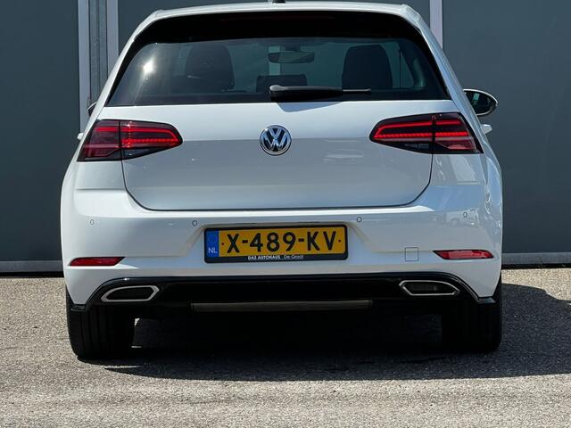 Volkswagen GOLF 1.5TSI 150pk DSG R-Line | Leer | ACC | Camera