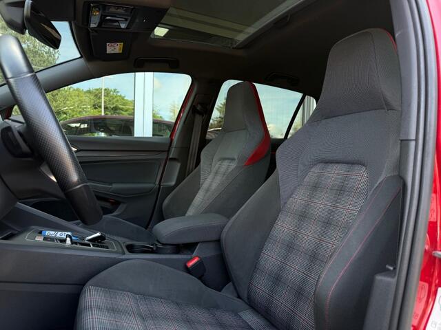 Volkswagen GOLF 2.0 TSI GTI - NL Auto Pano Camera 19LMV