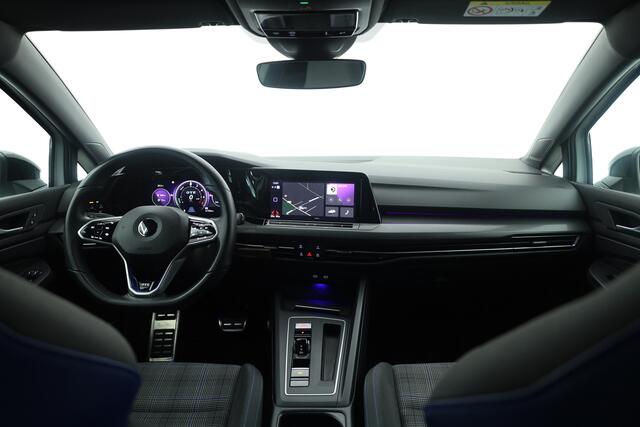 Volkswagen GOLF 1.4 eHybrid GTE | Dig. Cockpit | IQ light | Apple CarPlay & Android Auto | Stoel-Stuurverw. | Sfeerverlichting