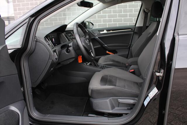 Volkswagen GOLF 1.4 TSI Highline / R Line / Carplay / Virtual / N.A.P.
