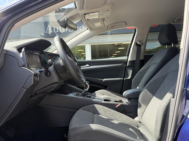 Volkswagen GOLF 1.5 TSI Life | 19" LM | Camera | CarPlay | ACC