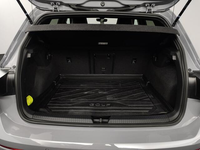 Volkswagen GOLF 1.5 TSI R-Line Business+ | Achteruitrijcamera | Navigatie | Stoelverwarming | Apple CarPlay / Android Auto |