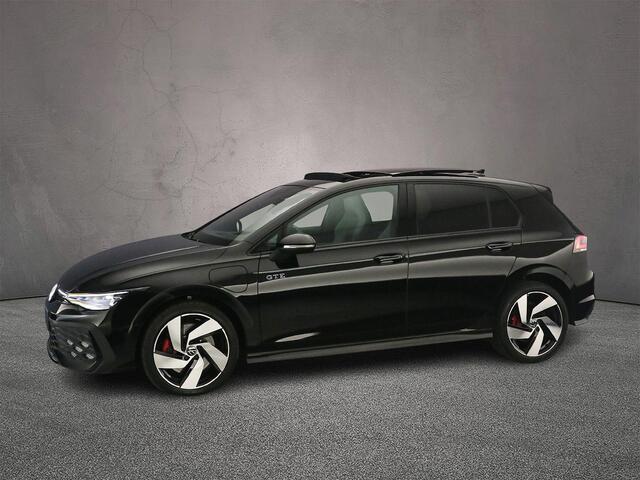 Volkswagen GOLF GTE 1.5 TSI eHybrid 272pk DSG Automaat Trekhaak, Lederen bekleding, Adaptive cruise control, Panoramadak, Black Style, LED matrix koplampen