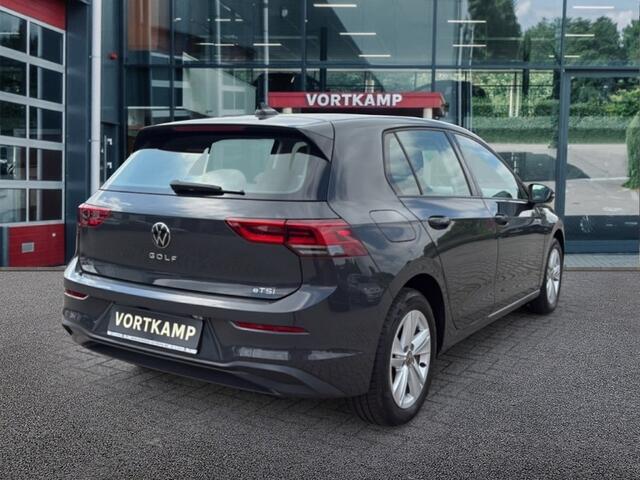 Volkswagen GOLF 1.0 eTSI DSG LIFE PDC/ACC/NAVI/CLIMA/STOEL+STUURVERW