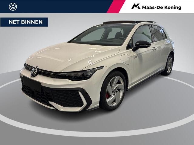 Volkswagen GOLF 1.5 eHybrid 272pk DSG GTE · Panoramadak · Camera · Head-Up Display · ACC · Matrix LED · Optiekpakket Zwart · Garantie t/m 29-07-2030 of 100.000km
