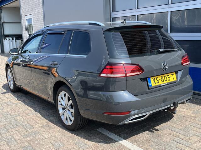 Volkswagen GOLF Variant 1.0 TSI Highline / AUTOMAAT/ TREKHAAK/ ADAPTIVE CRUISE/ PARK.SENSOREN V+A/ APP-CONNECT/ DIGITAL DASH/ NAVI/ DAB/ CLIMA/ 17'' LMV