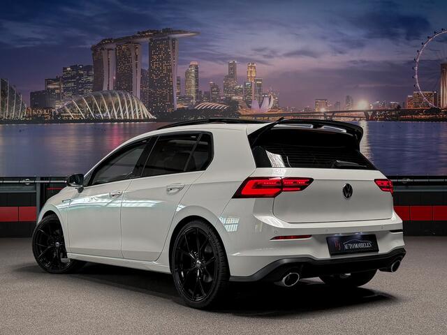 Volkswagen GOLF 1.5 eTSI 1st Edition |GTI Pack|IQ-Light|Trekhaak|Massage|Panorama|Stuurverw.|Full opt.