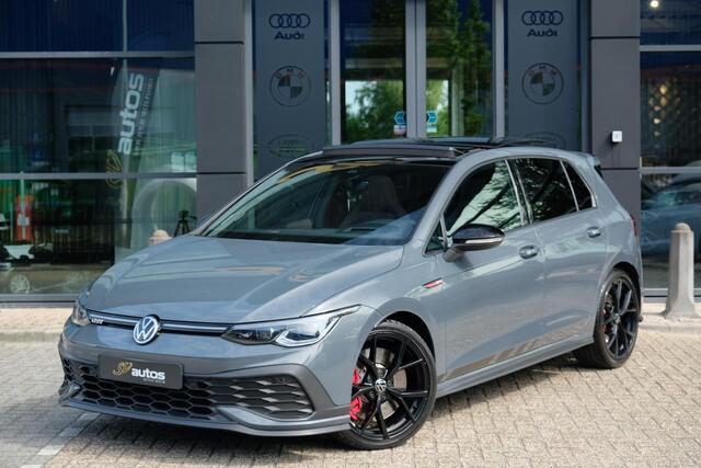 Volkswagen GOLF GTI 2.0 TSI Clubsport 300pk Panoramadak IQ light Camera 19" LMV