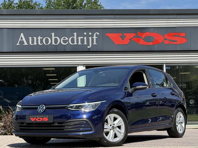 Volkswagen GOLF 1.0 eTSI Life | Stuurverwarming | ACC | CarPlay | Stoelverwarming