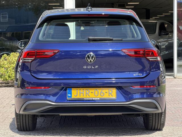 Volkswagen GOLF 1.0 eTSI Life | Stuurverwarming | ACC | CarPlay | Stoelverwarming