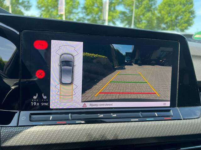 Volkswagen GOLF 1.0 eTSI R line camera, virtual cockpit, cruise, navi, airco