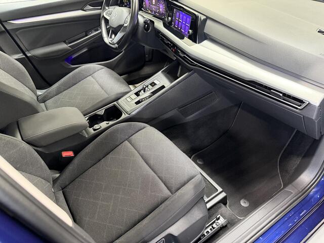 Volkswagen GOLF 1.5 eTSI Hybrid Life R-Line AUTOMAAT | APPLE CARPLAY | NAVIGATIE | MULTIMEDIA | STOELVERWARMING | PARKEERSENSOREN | SFEERVERLICHTING | LED |