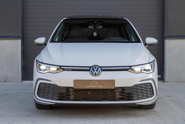 Volkswagen GOLF 1.4 eHybrid GTE PANO IQ LIGHTS CAMERA HUD PARKEERASSISTENT STOELVERWARMING