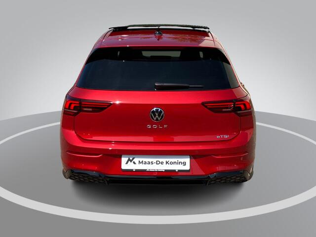 Volkswagen GOLF 1.5eTSI/150PK R-Line Edition DSG · Panoramadak · Apple/Android Car Play · Camera + Parkeersensoren · Garantie t/m 28-07-2030 of 100000km.