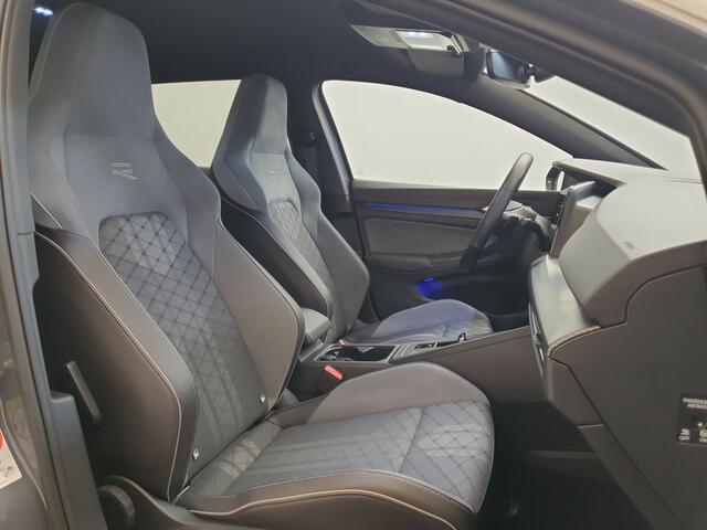 Volkswagen GOLF Variant 1.5 eTSI DSG/AUT 150pk R-Line Wegklapbare Trekhaak, Camera, Winterpakket