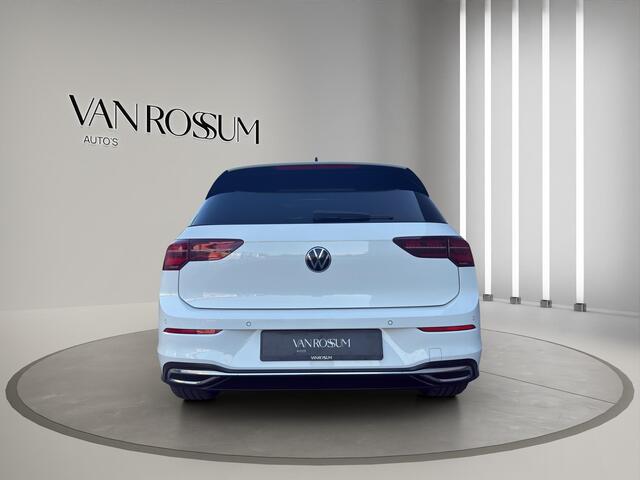 Volkswagen GOLF 1.4 eHybrid GTE Pano | Sfeer | Matrix-Led | Camera | Stoelverw | Led mistlampen | Carplay |