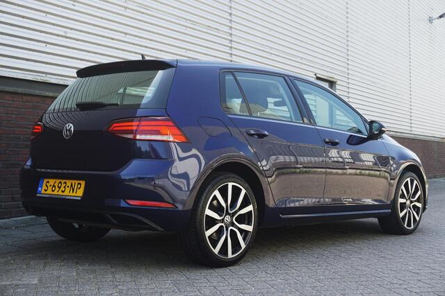 Volkswagen GOLF 1.0 TSI Highline/CARPLAY/18 INCH/CAMERA/DAB.