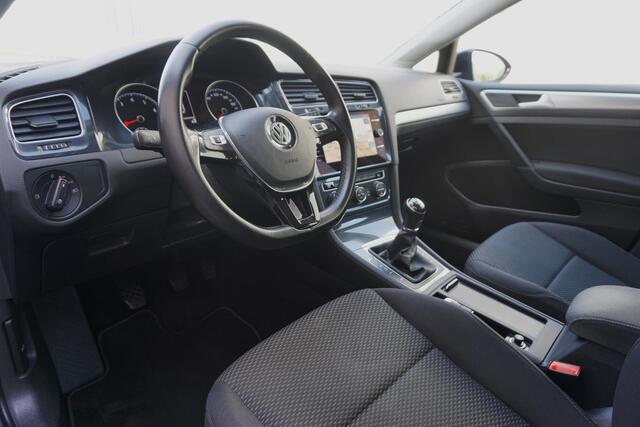 Volkswagen GOLF 1.0 TSI Highline/CARPLAY/18 INCH/CAMERA/DAB.