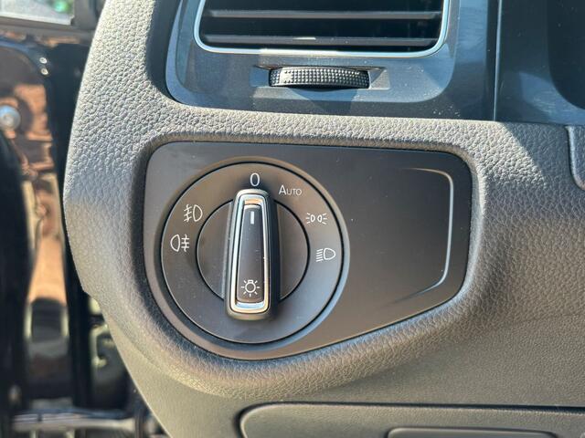 Volkswagen GOLF 1.5 TSI Comfortline Adaptive Cruise, App-Connect & Afneembare Trekhaak